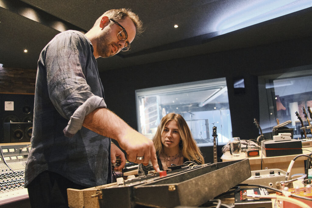 Signature Sessions at Salvation Studios
