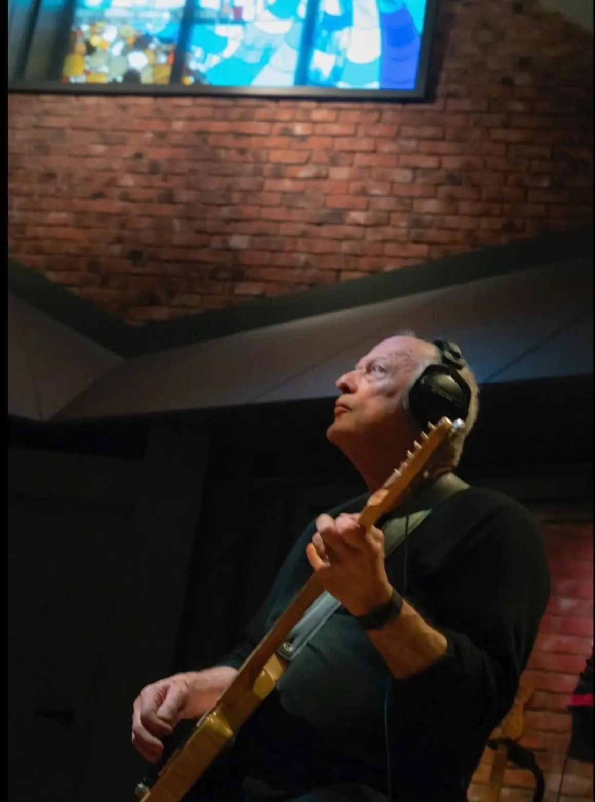David Gilmour with his 1950s Fender Esquire
