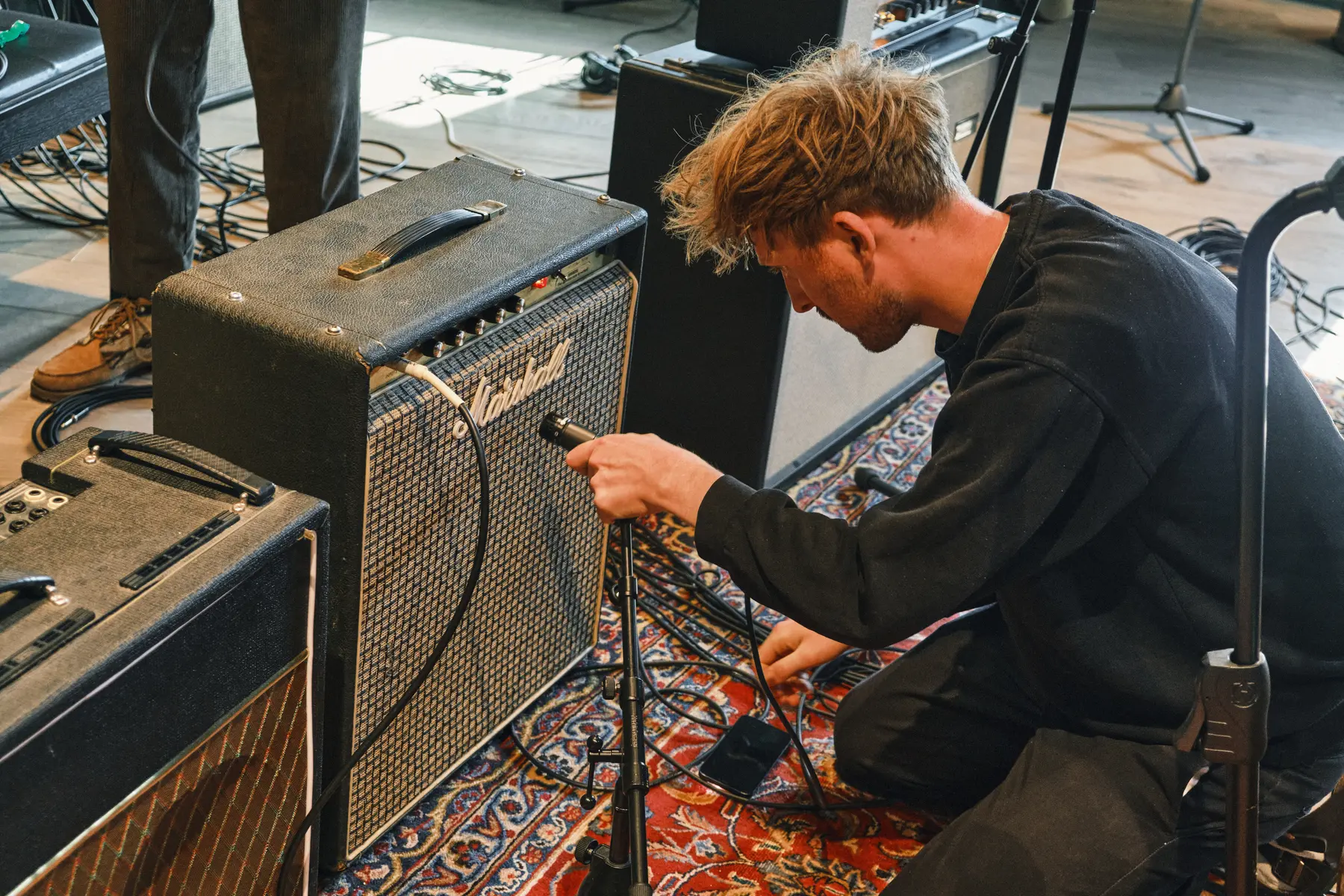 Alex Gordon micing our 2048 Reverb-Trem