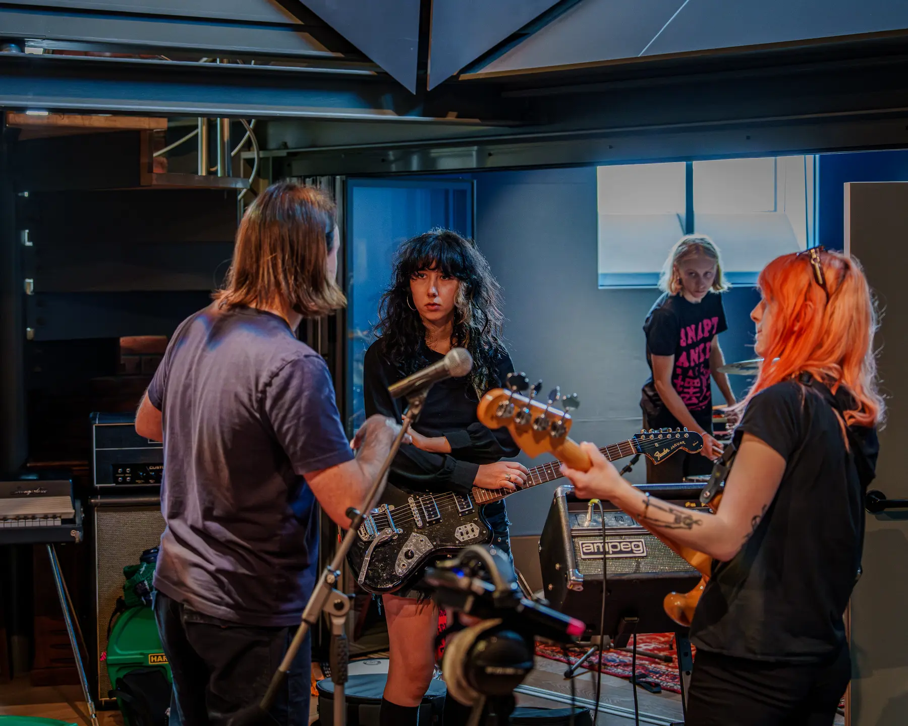 Hot Wax with Theo Verney 2025